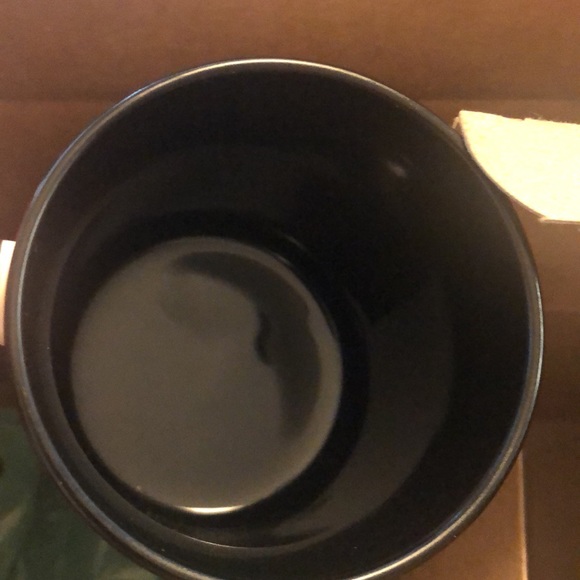 Lips and Lashes Mug - Picture 3 of 4